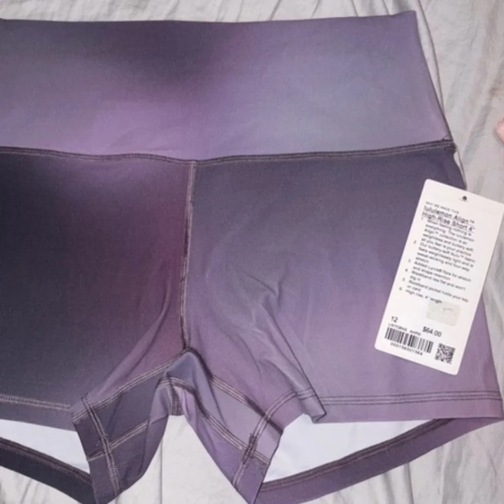 NWT Lululemon align Purple Ombre High Rise Athletic Shorts - Picture 4 of 4